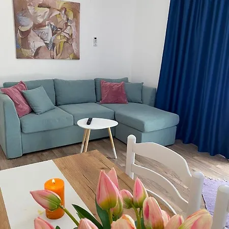 Rock Apartment Sarande