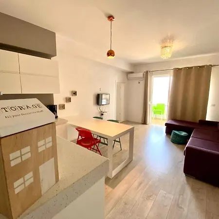Apartment Rock *