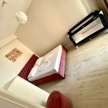 Apartment Rock *