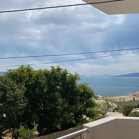 Rock Sarandë