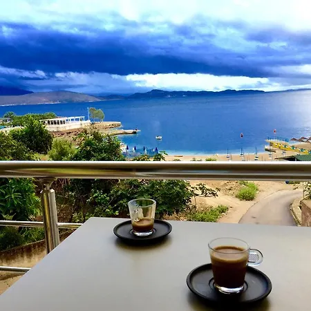 Apartment Rock Sarande