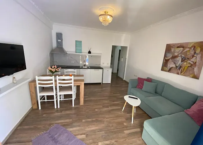 Rock Apartamento Sarandë