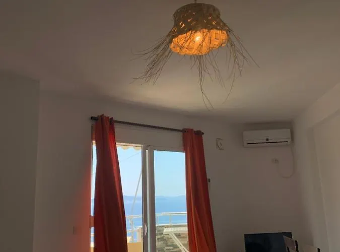 Rock Апартаменты *